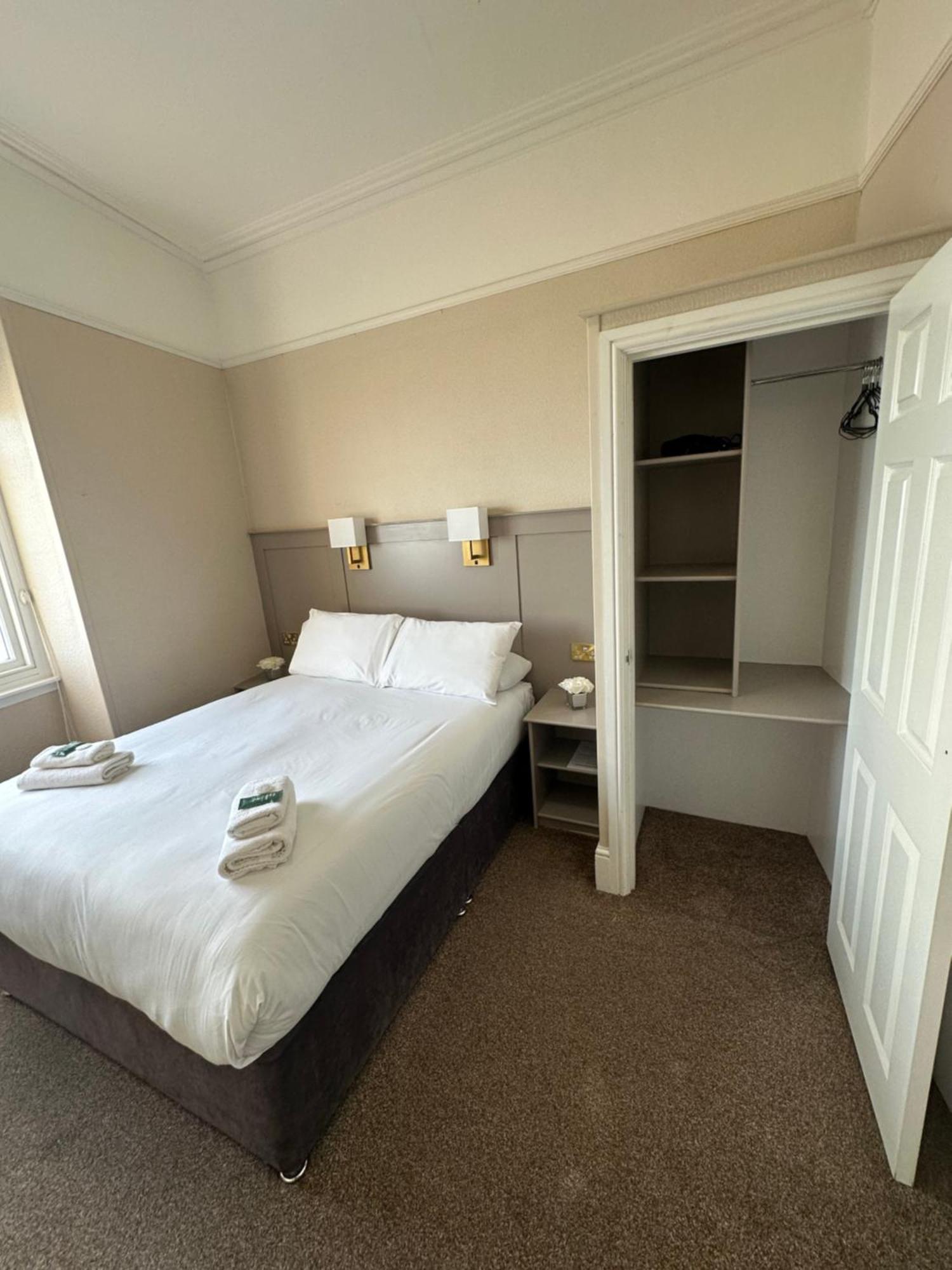 Clarence House Hotel Tenby Zewnętrze zdjęcie