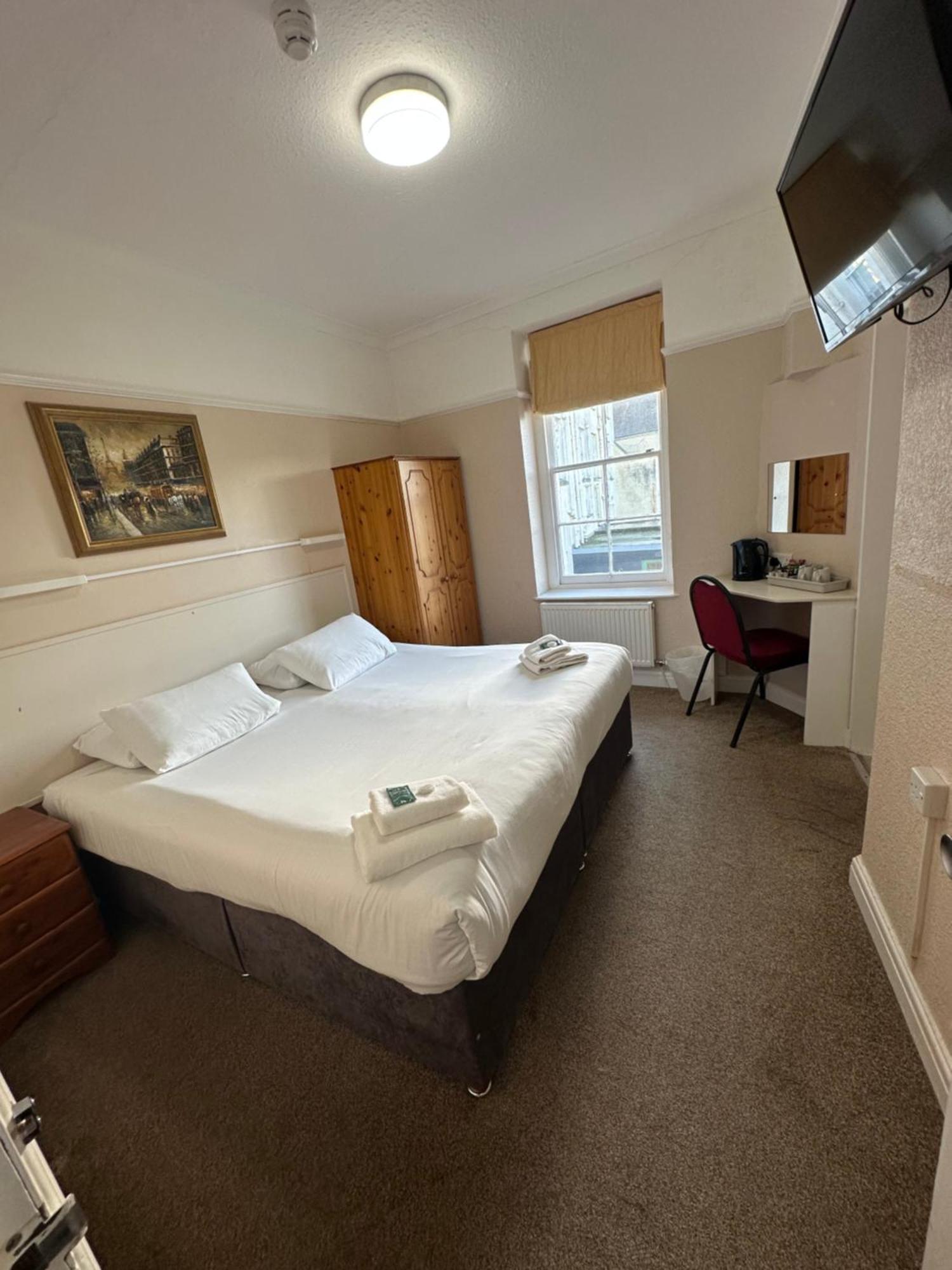Clarence House Hotel Tenby Zewnętrze zdjęcie