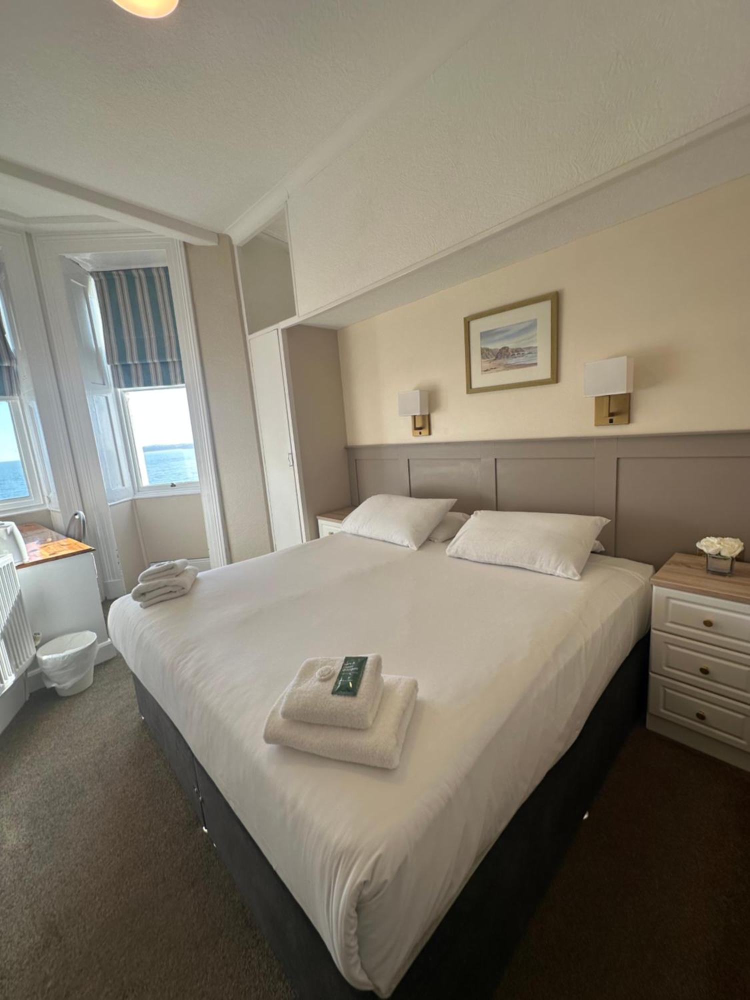 Clarence House Hotel Tenby Zewnętrze zdjęcie