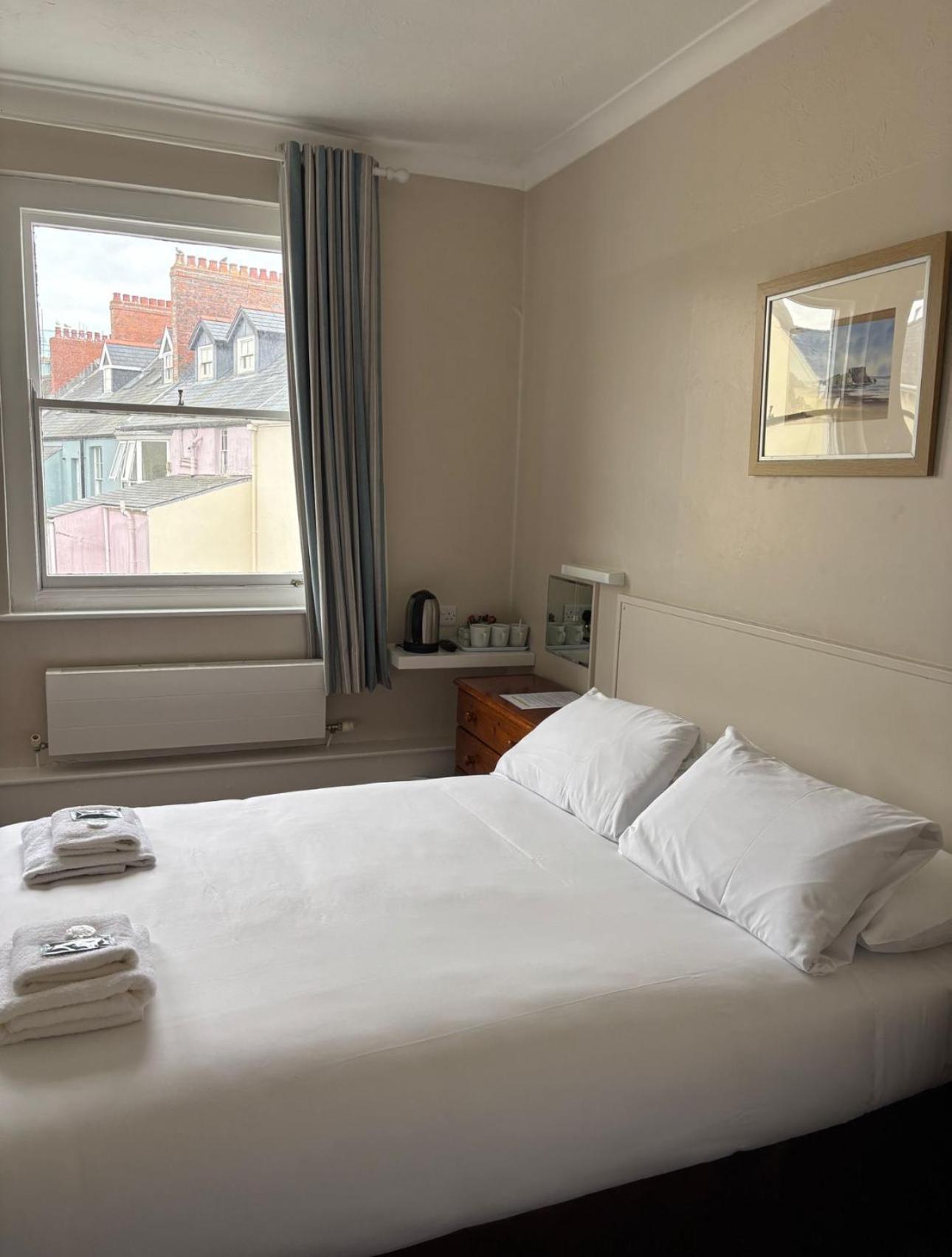 Clarence House Hotel Tenby Zewnętrze zdjęcie