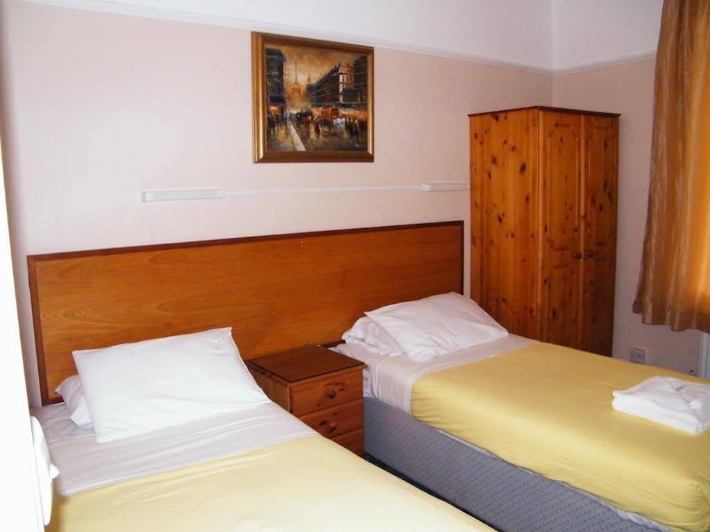 Clarence House Hotel Tenby Zewnętrze zdjęcie
